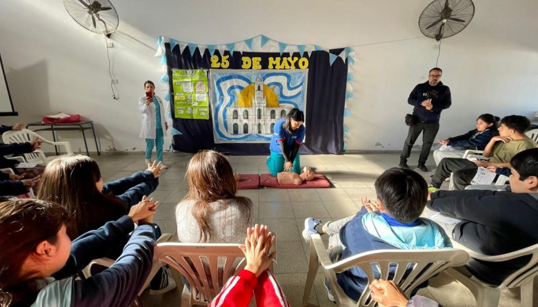 Talleres de RCP y Primeros auxilios en escuelas de José C Paz