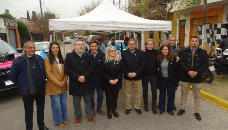 La Municipalidad de José C Paz entregó pases libres multimodales
