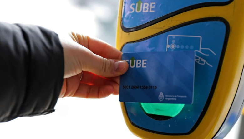 El gobierno eliminó descuento para los usuarios de SUBE que combinan trenes y subte