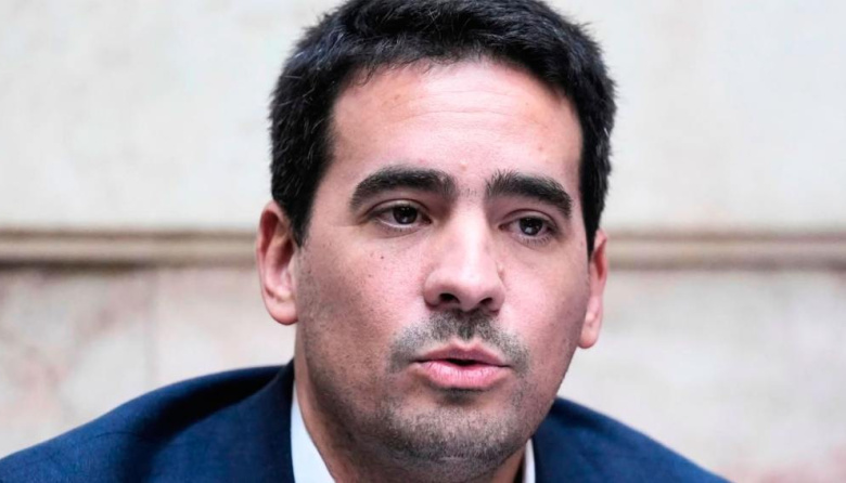El Gobierno desvió fondos destinados a rutas para maquillar el equilibrio fiscal