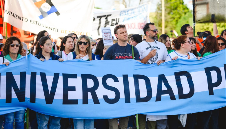Altísimo acatamiento del sistema universitario al paro nacional contra el ajuste de Milei
