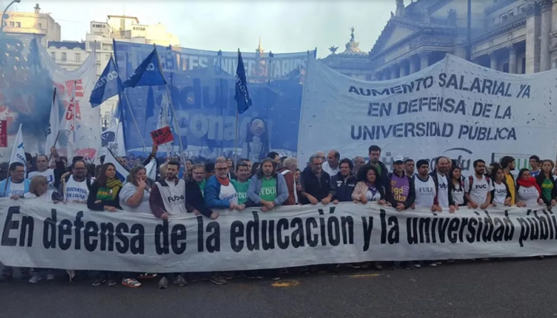 La justicia ordenó al Gobierno cumplir de inmediato la Ley de Financiamiento Universitario.