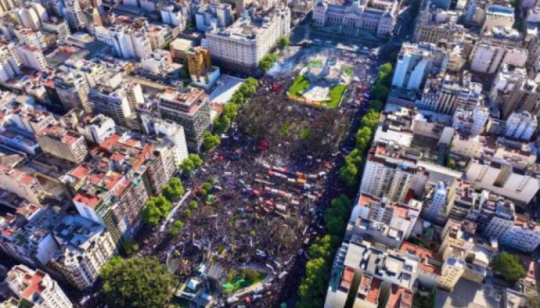 Huelga nacional de 24 horas y movilización hacia el Congreso desde las 13:30