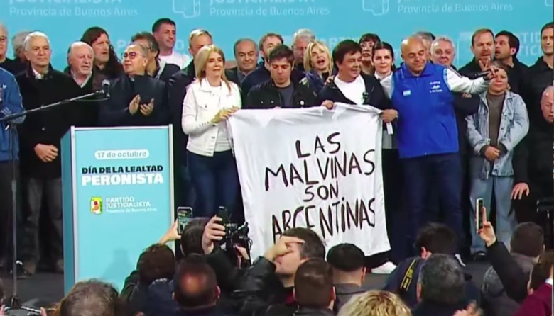 Kicillof reivindicó a Cristina en el Día de la Lealtad y se ofreció a "poner el cuerpo" para 2027