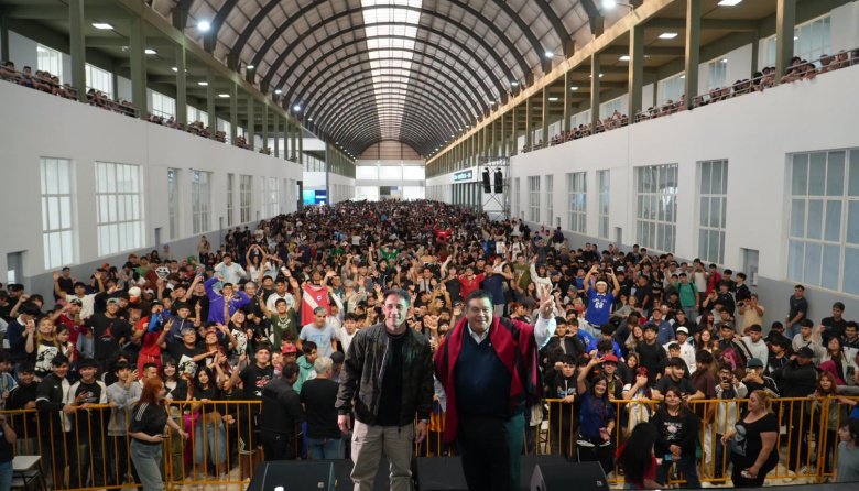 Mas de 15 mil jóvenes colmaron el Polo Universitario Internacional de José C Paz