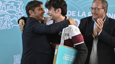 Kicillof: "Estamos llevando conectividad a 5.500 escuelas"