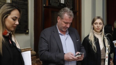 La secretaria de Milman, que admitió el borrado de su teléfono, dijo que fue a declarar porque está “presionada”