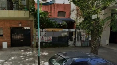 Vecinos amenazaron a una mujer que los despierta a timbrazos y los agrede con una picana