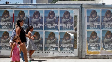Cristina "no descartó aparecer en alguna boleta", interpretan en Management and Fit