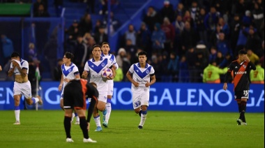 River y Vélez empataron en un partido electrizante