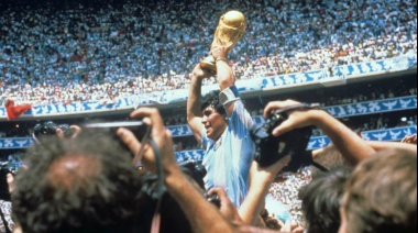 Maradona fue elegido como el deportista más popular de la historia por un medio de Inglaterra