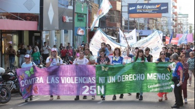 Marcha de la izquierda por el Día Internacional de la Lucha contra la Violencia hacia la Mujer