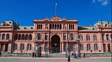 El Gobierno firmó designaciones en las FFAA, Capital Humano y otros organismos