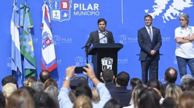 El Gobernador homenajeó a los ex combatientes en el Cenotafio Municipal