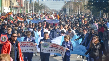 En José C Paz se celebró el día la Independencia argentina con gran concurrencia de la comunidad