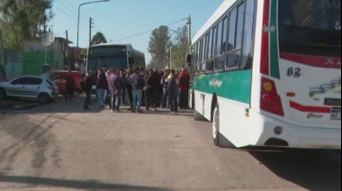 En un brutal asalto a un colectivero le cortan tres dedos con un machete