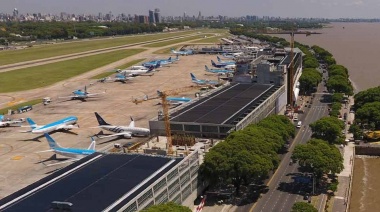 "Cerrar Aerolíneas Argentinas llevará al caos" dijo el CEO de Flybondi