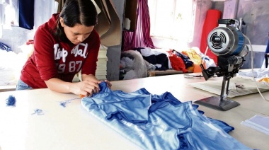 Más precarizadas y con menores salarios: la situación económica de las mujeres argentinas
