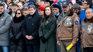 La vicepresidenta encabezó esta mañana un acto de homenaje a los héroes de Malvinas