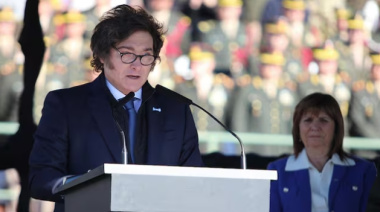 El Presidente encabezó un acto en el Campo de Polo por el Día de la Bandera