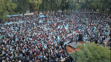 Cristina Fernández de Kirchner llamó a “defender la independencia” en la celebración del 9 de Julio