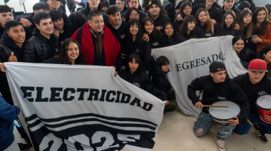Intendente Ishii : “Cuando el Estado está presente, podemos ofrecer herramientas reales para el futuro. Hoy más que nunca, estudiar es una decisión estratégica.”