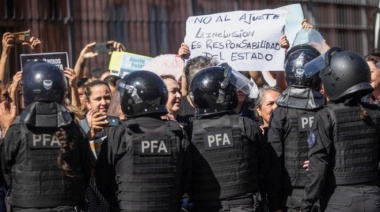 Violento operativo de la federal en la marcha contra el veto a la emergencia en discapacidad