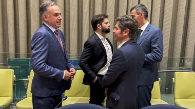 El gobernador bonaerense participó del tributo a "Pepe"Mujica en Nueva York