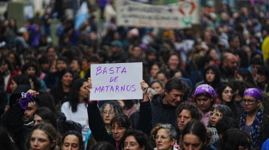 Masiva marcha para pedir justicia por las tres jóvenes asesinadas
