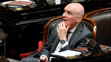 Espert pidió licencia