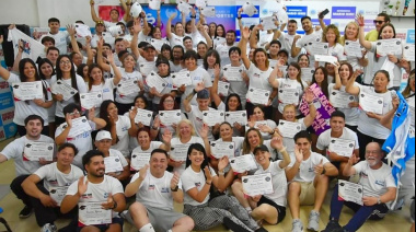 Recibieron sus diplomas 100 nuevos Personal Trainers en José C Paz