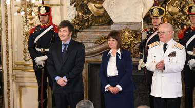 Milei encabezó la ceremonia de ascenso de las Fuerzas de Seguridad