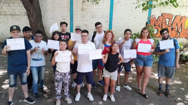 Recibieron sus diplomas los alumnos del programa "Chicos Conectados"