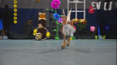 "Un jardín encantado": Mas de cien patinadoras en escena