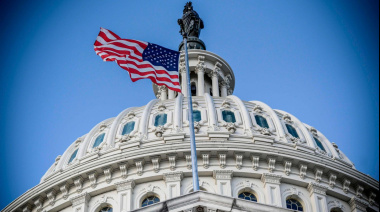 El Senado de EE. UU. votó a favor de limitar los poderes de guerra de Trump en Venezuela