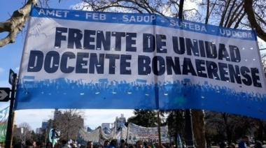 Docentes bonaerenses convocaron a un paro en contra del proyecto de reforma laboral