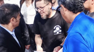 Kicillof estuvo con delegados del SUTNA por el cierre de Fate