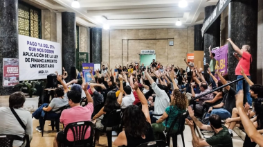 Docentes de la UBA anunciaron un paro por tiempo indeterminado