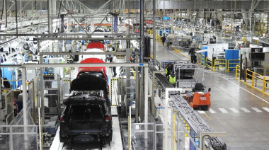 Toyota encara reuniones para avisarle a los operarios que tiene que recortar otros 500 puestos de trabajo