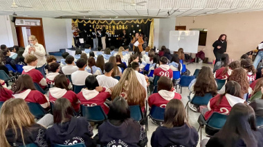 En José C Paz comenzó el programa Coordenadas para los estudiantes de 6°año