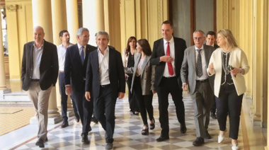 Milei volvió a respaldar a Adorni durante la reunión de Gabinete