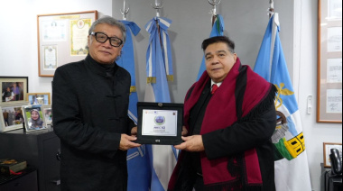 Ishii recibió al titular de la He University de China y anunció nueva tecnología para el Hospital Oftalmológico