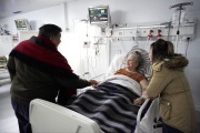 El Intendente Ishii garantizó profesionales, hospitales equipados y medicamentos al pueblo paceño