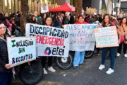 El Gobierno prioriza los gastos de la SIDE por sobre los destinados a jubilados y discapacitados
