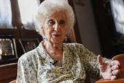 Estela de Carlotto cuestionó a Milei por usar el “Nunca Más” para hacer campaña electora