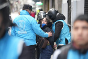 Detuvieron a dos trabajadoras de Prensa en otra violenta represión a la marcha de los jubilados