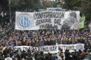 La CGT convocó a marchar al Congreso contra los vetos de Javier Milei