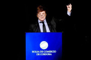 Milei culpó al "pánico político" por la fuerte suba del riesgo país