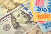 El dólar permaneció estable luego de una fuerte intervención del Tesoro de EE.UU.