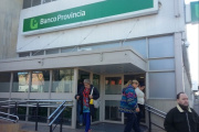 Los bancos cambian de horario en la provincia